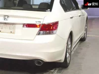 Honda INSPIRE лот № 30178 оценка 3.5  с аукциона в Японии 7