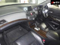 Honda INSPIRE лот № 30178 оценка 3.5  с аукциона в Японии 2