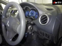 Mitsubishi COLT лот № 30185 оценка 3.5  с аукциона в Японии 4