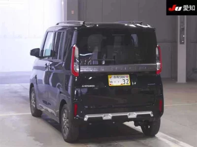 Mitsubishi Delica Mini