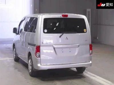 Mitsubishi Delica D:3