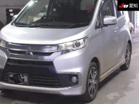 Mitsubishi EK CUSTOM лот № 49 оценка 3.5  с аукциона в Японии 6