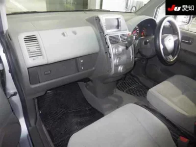 Honda MOBILIO  с аукциона в Японии