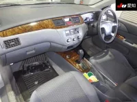 Mitsubishi LANCER лот № 30162 оценка 3.5  с аукциона в Японии 2