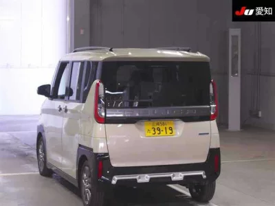 Mitsubishi Delica Mini