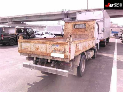 Mitsubishi Fuso Canter
