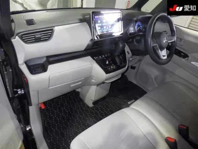 Mitsubishi eK X Space