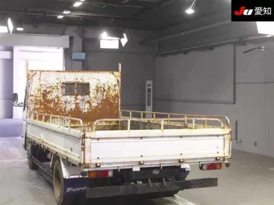 Mitsubishi Fuso Canter