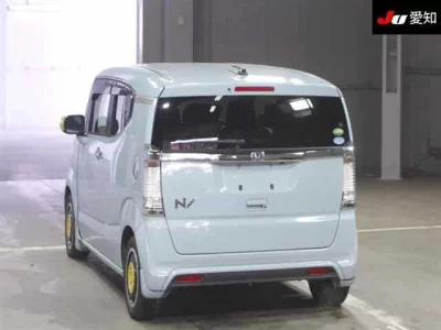 Honda N-Box Slash