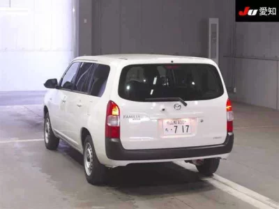 Mazda Familia S-Wagon