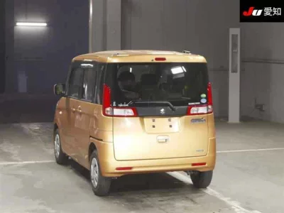 Suzuki Spacia