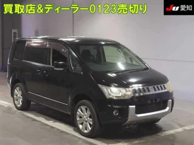 Mitsubishi Delica D:5