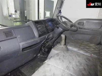 Mazda Titan