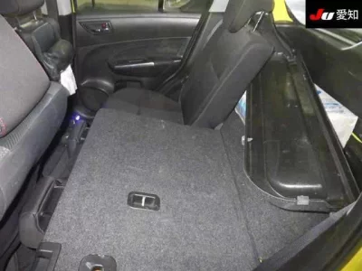 Suzuki SWIFT  с аукциона в Японии