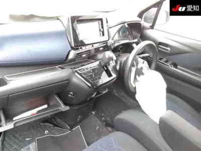 Mitsubishi EK X