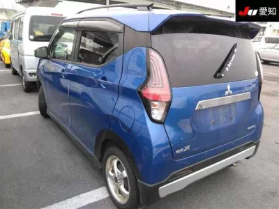 Mitsubishi EK X