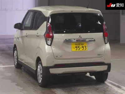 Mitsubishi EK X EV  с аукциона в Японии