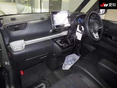 Mitsubishi Delica Mini