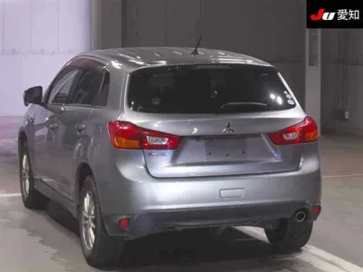 Mitsubishi RVR