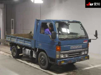 Mazda Titan