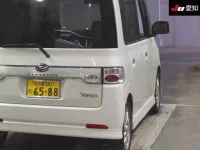 Daihatsu TANTO лот № 35302 оценка 3.5  с аукциона в Японии 7