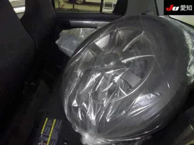 Suzuki SWIFT  с аукциона в Японии