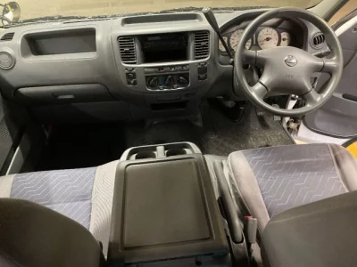 Nissan CARAVAN BUS