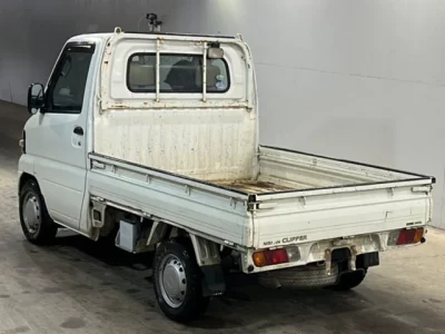 Nissan CLIPPER TRUCK