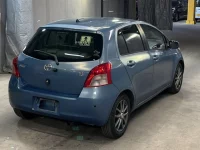 Toyota VITZ лот № 780 оценка 3  с аукциона в Японии 4