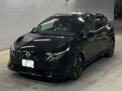 Nissan AURA