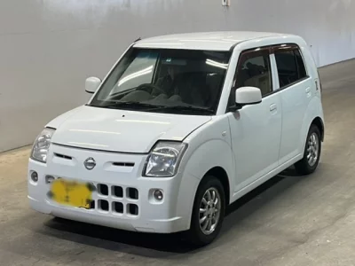 Nissan PINO  с аукциона в Японии