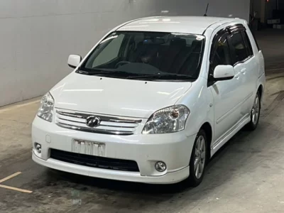 Toyota Raum