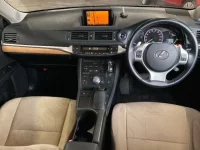 Lexus CT лот № 990 оценка R  с аукциона в Японии 2