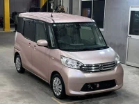 Nissan DAYZ ROOX лот № 2006 оценка 3.5  с аукциона в Японии 3