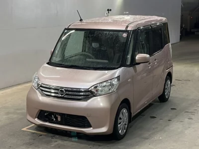 Nissan DAYZ ROOX  с аукциона в Японии