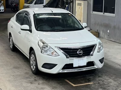 Nissan Latio
