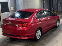 Honda GRACE лот № 8198 оценка 3.5  с аукциона в Японии 4