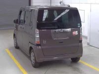 Honda N BOX лот № 3008 оценка 4  с аукциона в Японии 1
