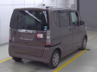 Honda N BOX лот № 3008 оценка 4  с аукциона в Японии 3