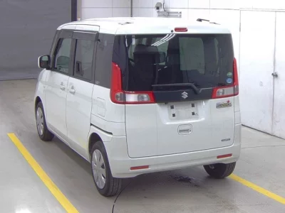 Suzuki Spacia