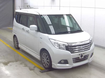 Mitsubishi Delica D:2