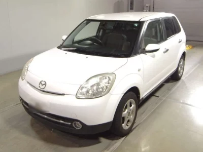 Mazda Verisa