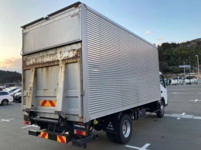 Mitsubishi Fuso Canter