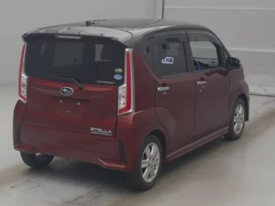 Subaru STELLA  с аукциона в Японии