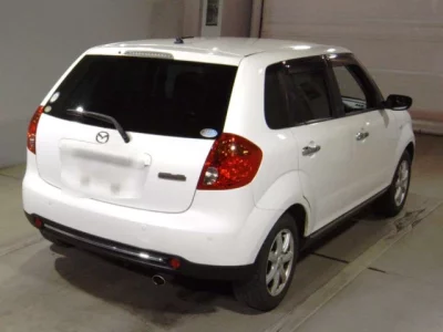Mazda Verisa