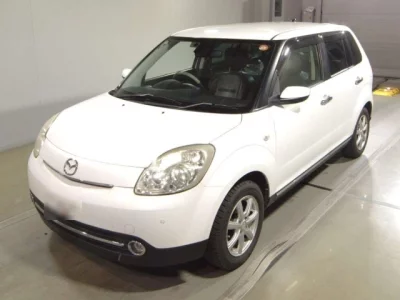 Mazda Verisa