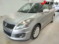 Suzuki SWIFT лот № 3031 оценка R  с аукциона в Японии 3