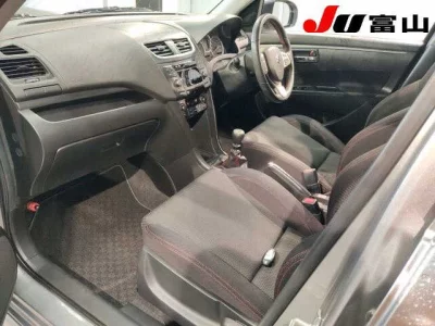 Suzuki SWIFT  с аукциона в Японии