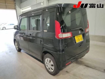 Suzuki Spacia