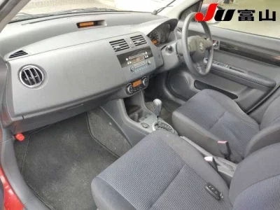 Suzuki SWIFT  с аукциона в Японии